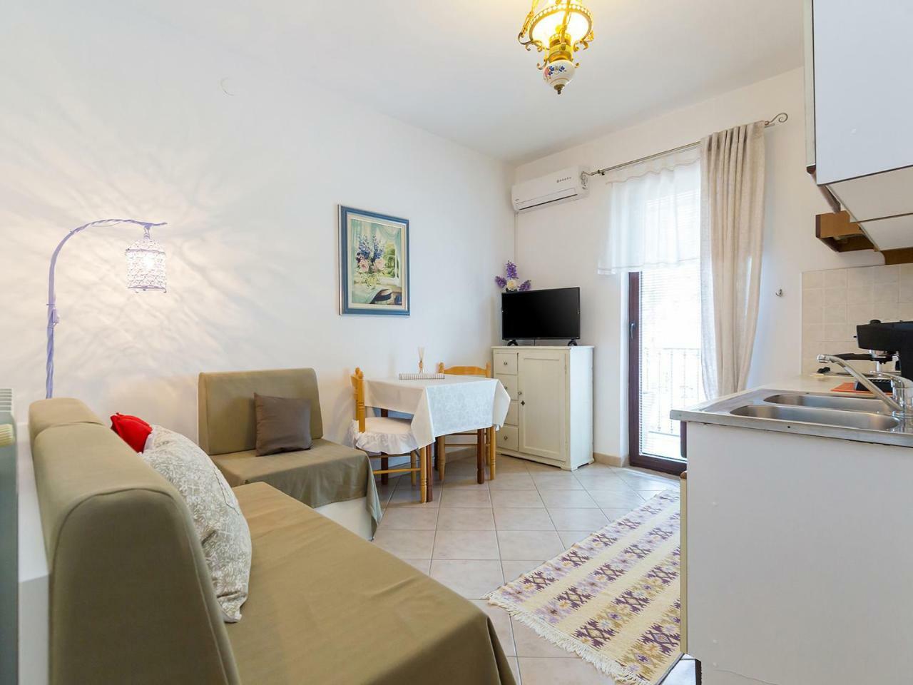 Apartments Vesna Фунтана Экстерьер фото