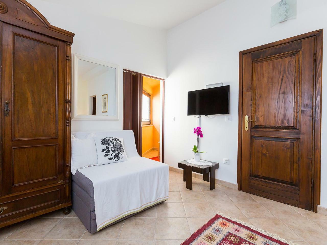 Apartments Vesna Фунтана Экстерьер фото